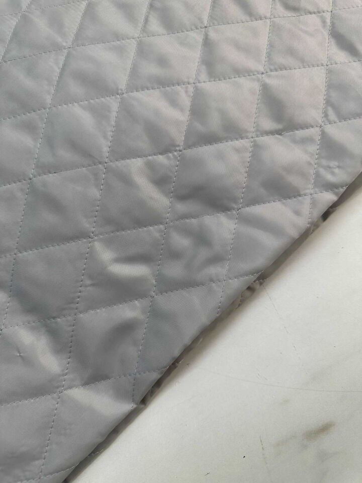 Gri Dikişli Elyaflı Kapıtone