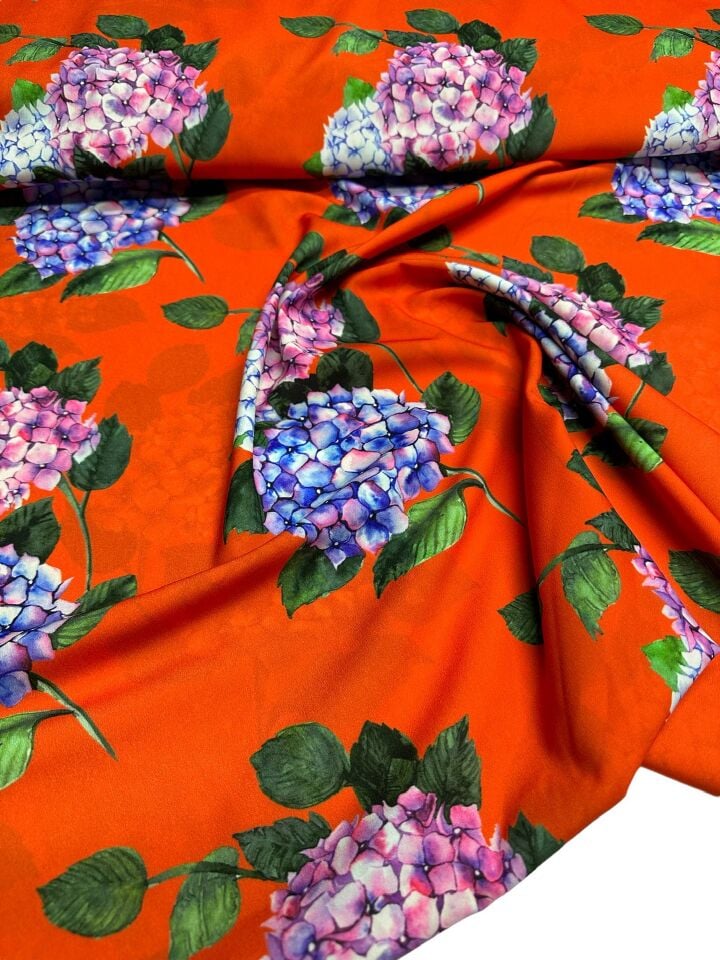 Çiçek Desen Elbiselik Gömleklik Krep Kumaş