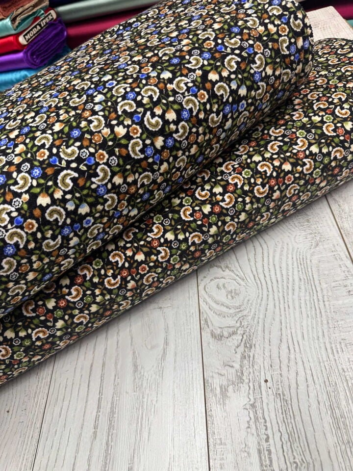 Çiçek Desen 100 Yüz Pamuklu Bazen En 90 Cm