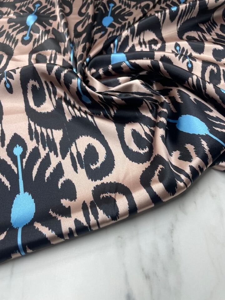 İkat Desen Elbiselik Gömleklik Tivil Saten Kumaş