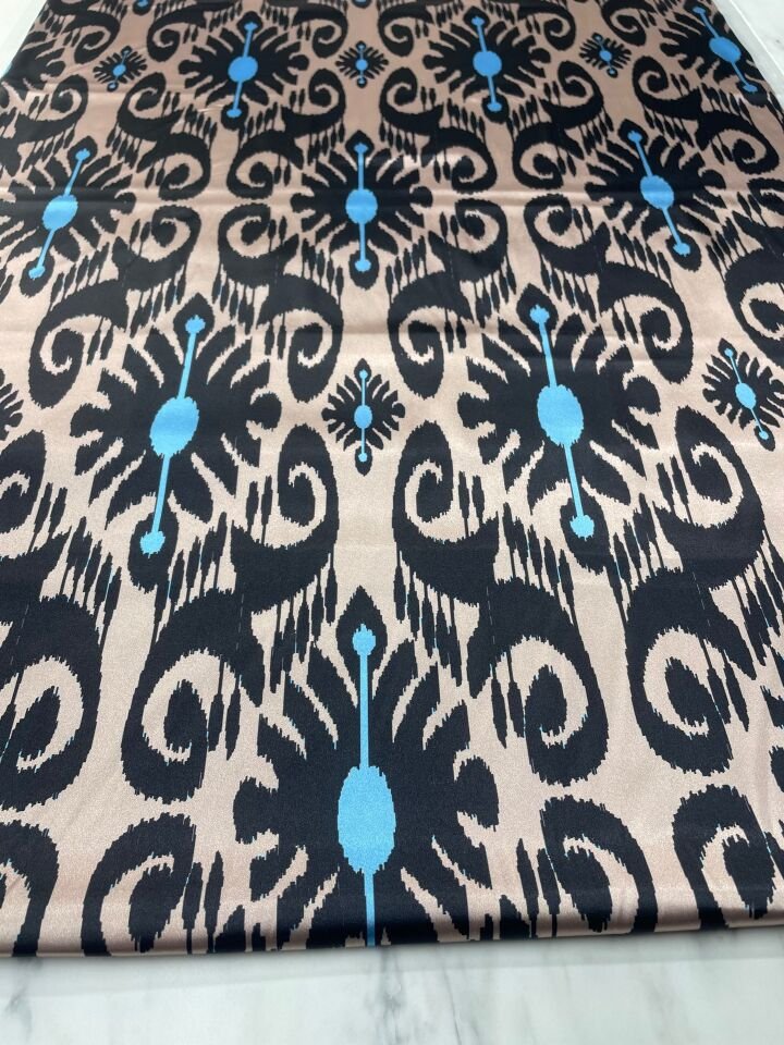 İkat Desen Elbiselik Gömleklik Tivil Saten Kumaş