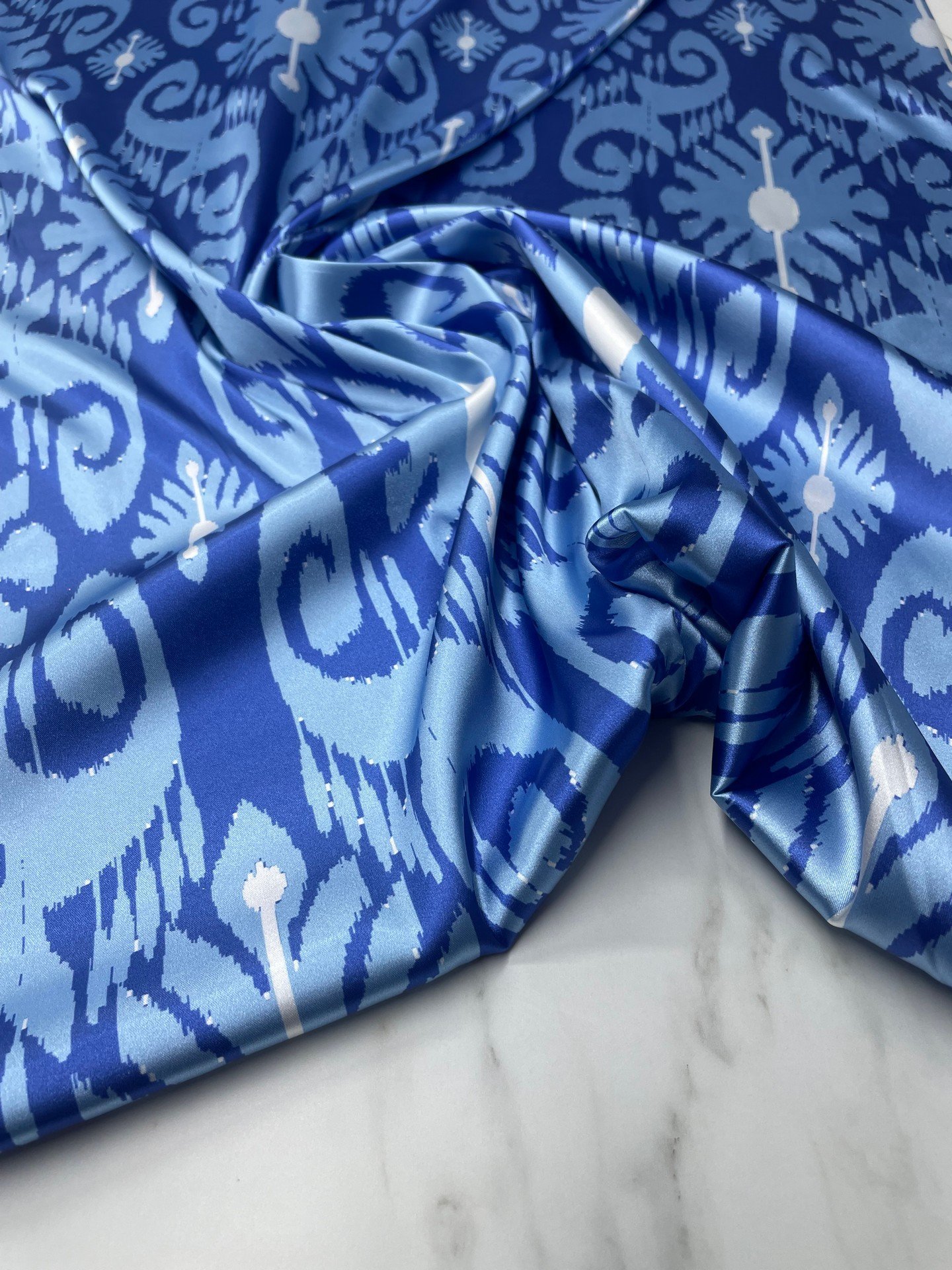 Mavi Tanji Desen Elbiselik Gömleklik Tivil Saten Kumaş