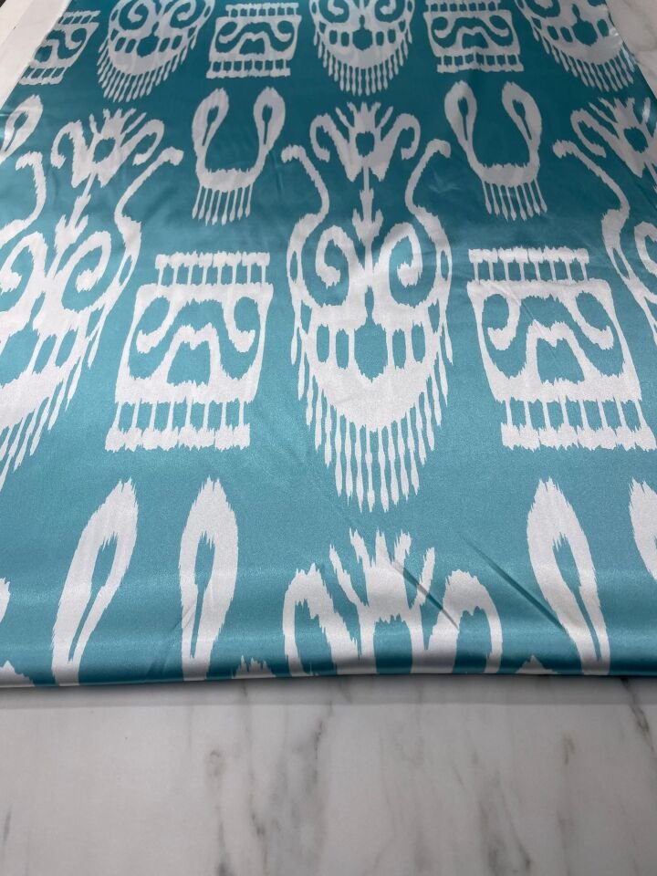 Turkuaz İkat Desen Elbiselik Gömleklik Tivil Saten Kumaş
