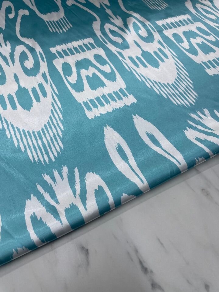 Turkuaz İkat Desen Elbiselik Gömleklik Tivil Saten Kumaş