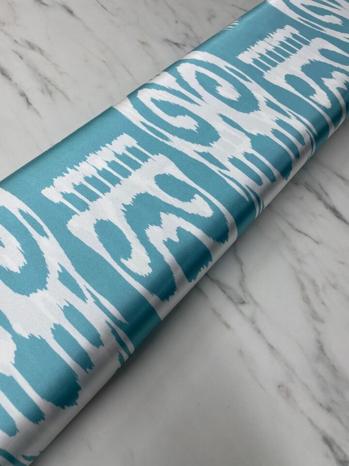 Turkuaz İkat Desen Elbiselik Gömleklik Tivil Saten Kumaş