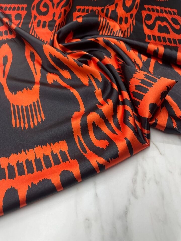 Turuncu İkatlı Desen Elbiselik Gömleklik Tivil Saten Kumaş