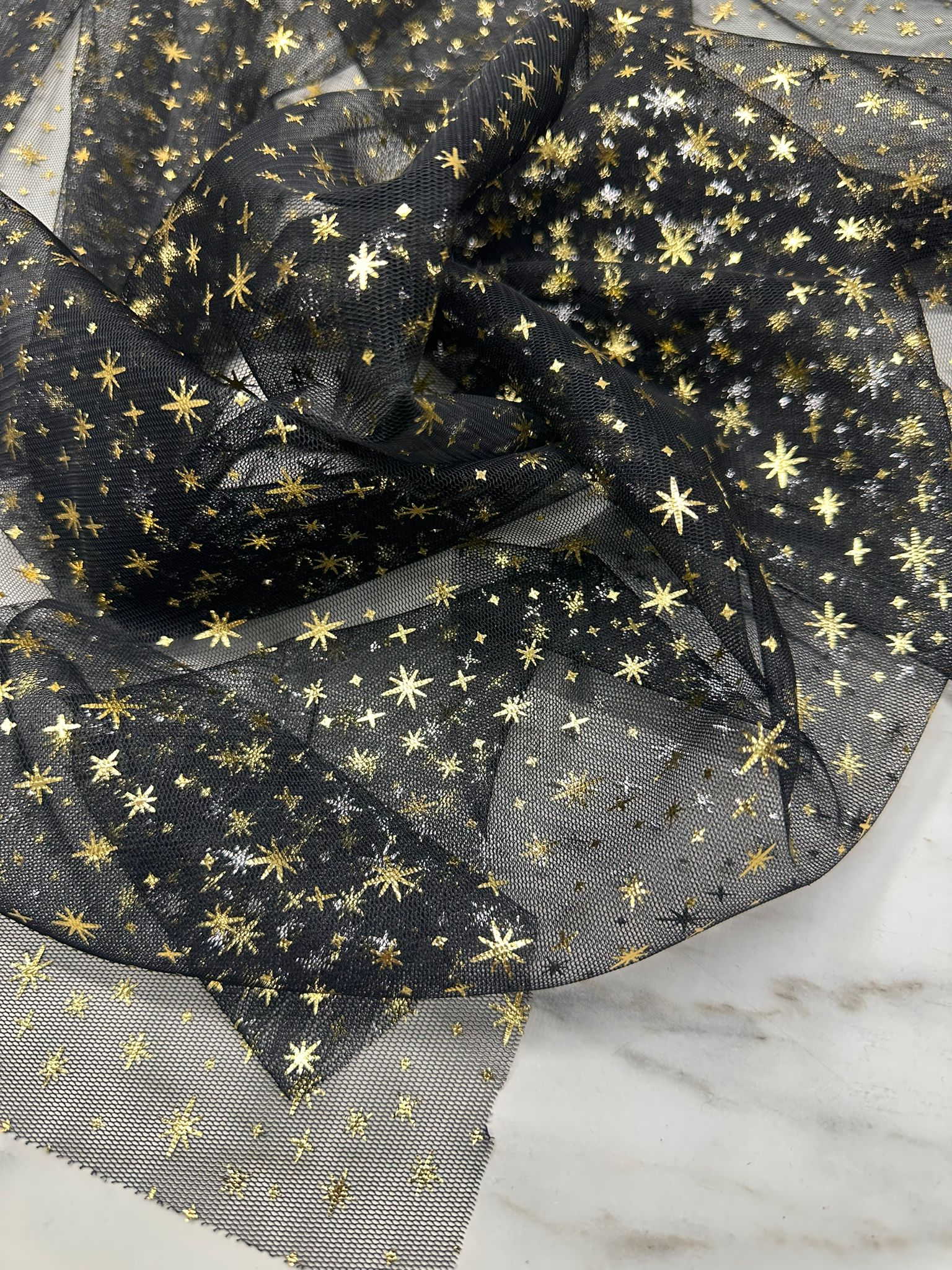 Yıldız Desen Altın Sarısı Tül Kumaş