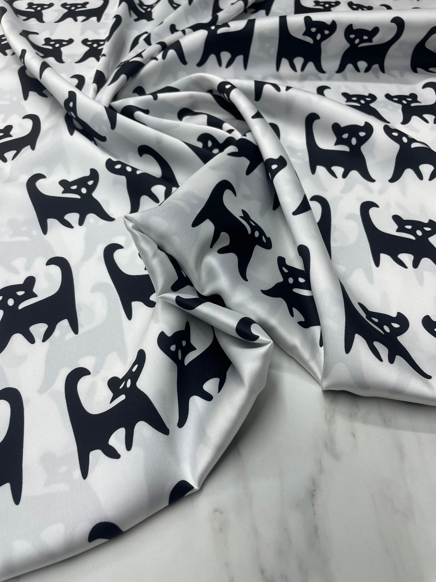 Kedi Desen Elbiselik Gömleklik Tivil Saten Kumaş