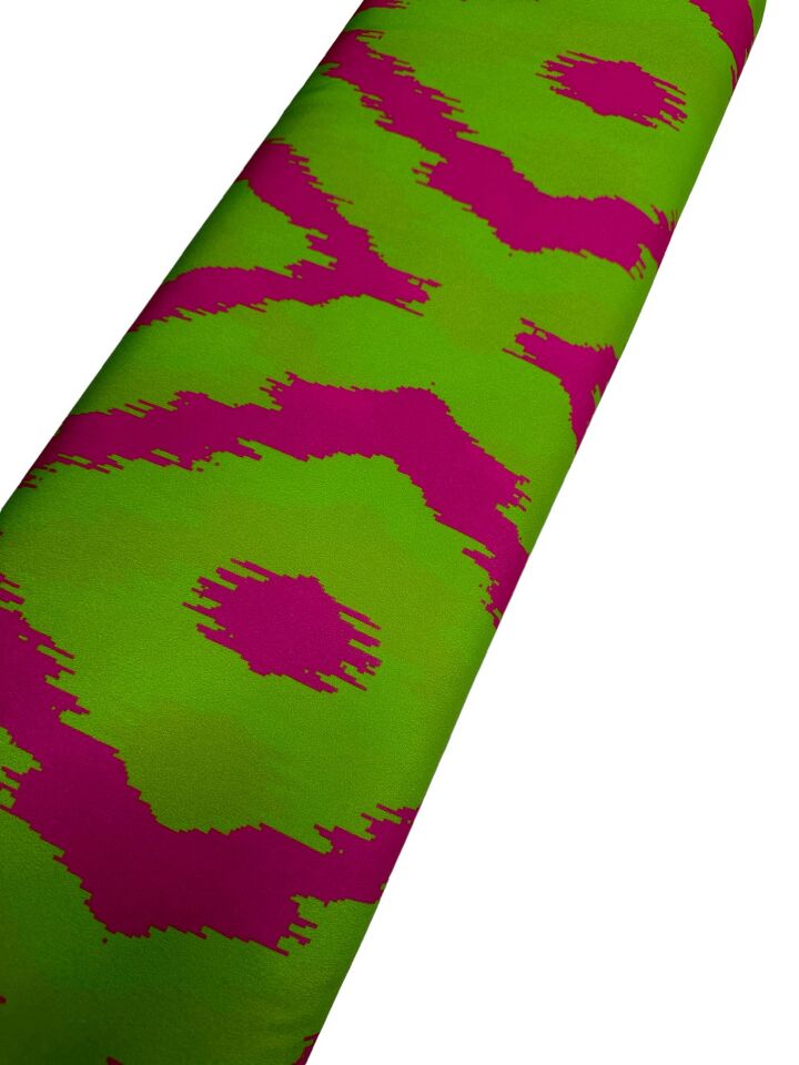 Yeşil İkat Desen Elbiselik Gömleklik Krep Kumaş