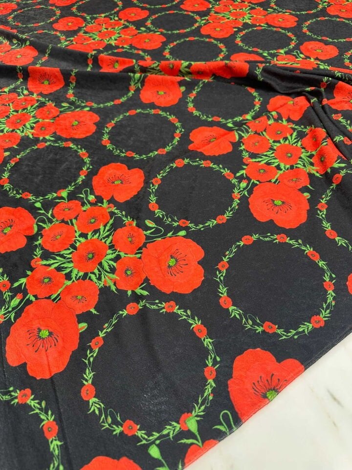 Kırmızı Gül Çiçei Desen İnci Kadife Yumuşak Dökümlü Likralı