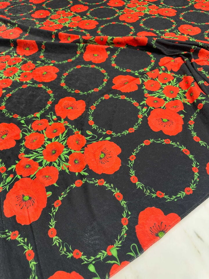 Kırmızı Gül Çiçei Desen İnci Kadife Yumuşak Dökümlü Likralı