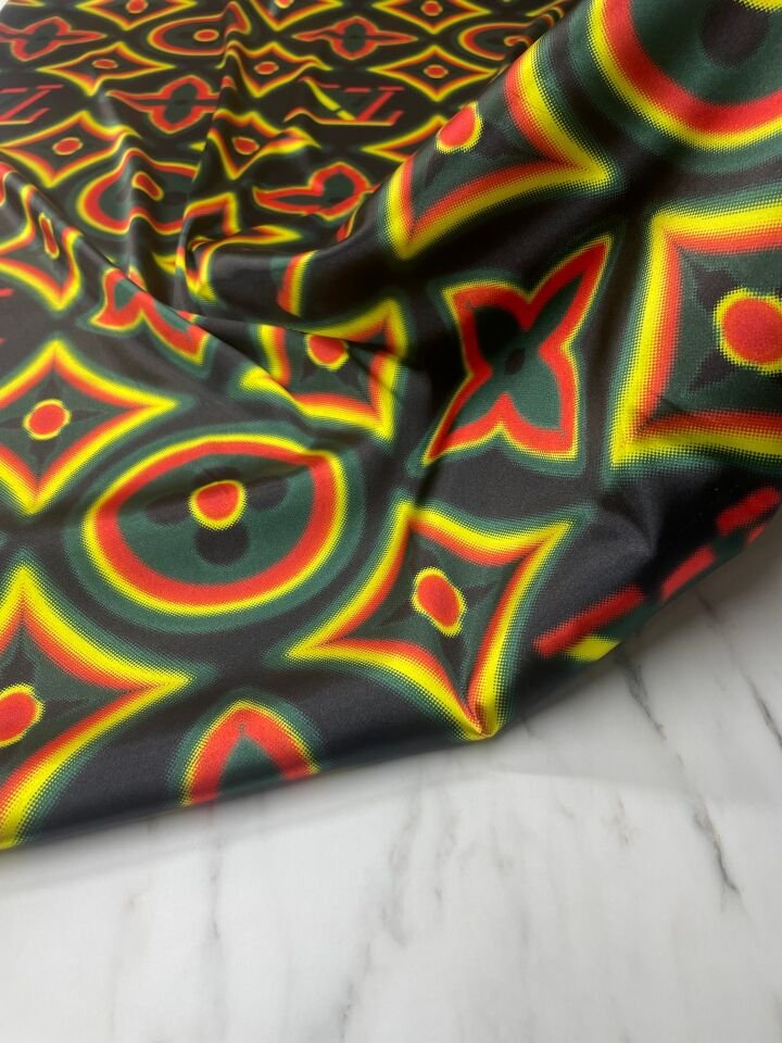 LV Desen Elbiselik Gömleklik Tivil Saten Kumaş