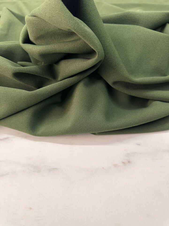 Haki Yeşil Sukuba Krep Likralı Yumuşak Dökümlü