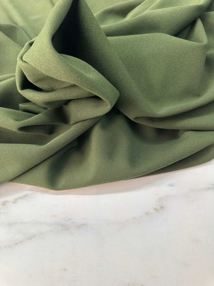 Haki Yeşil Sukuba Krep Likralı Yumuşak Dökümlü