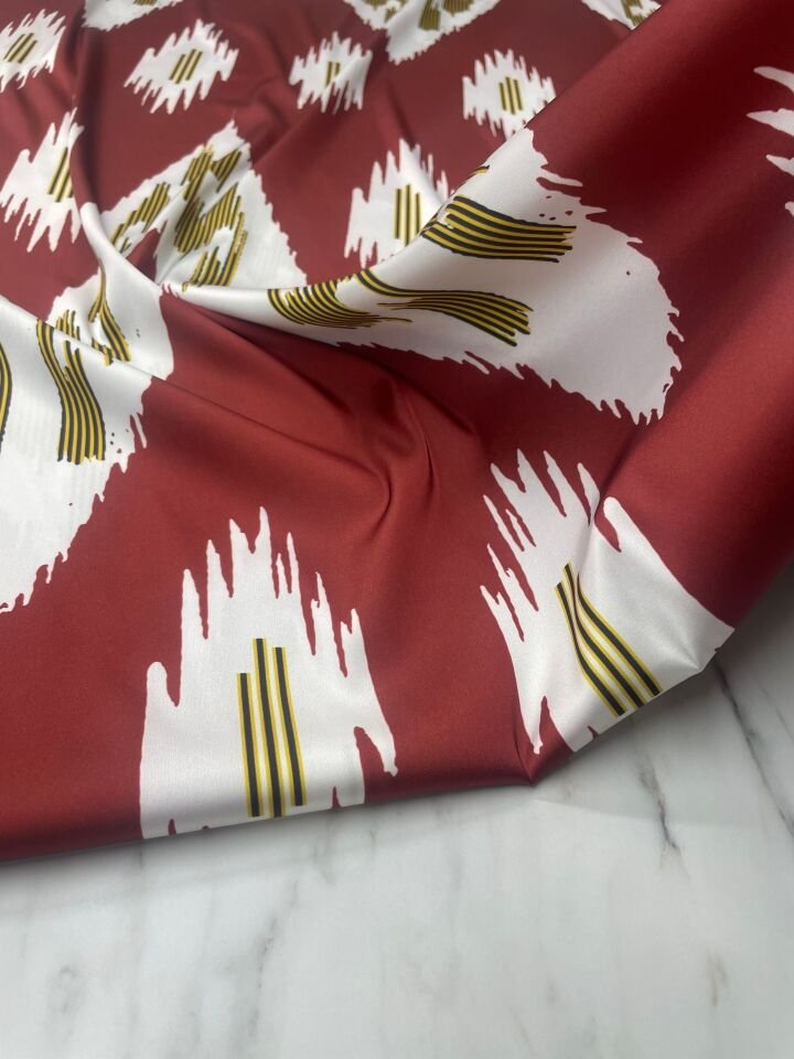Kırmızı Urla Desen Elbiselik Gömleklik Tivil Saten Kumaş