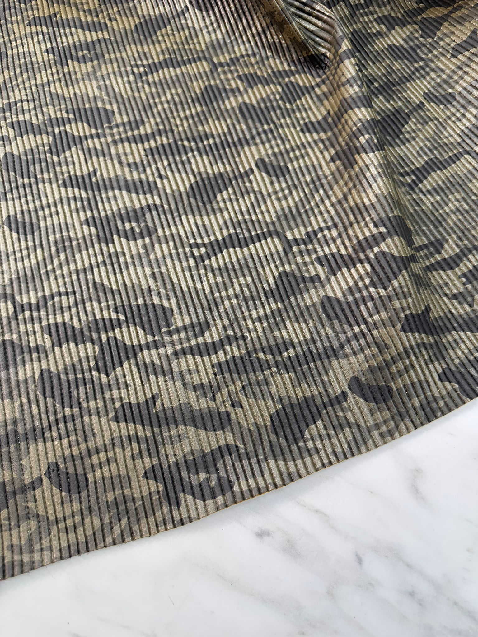 Kamuflaj Desen Su Geçirmez Astarlı Deri Kapitone