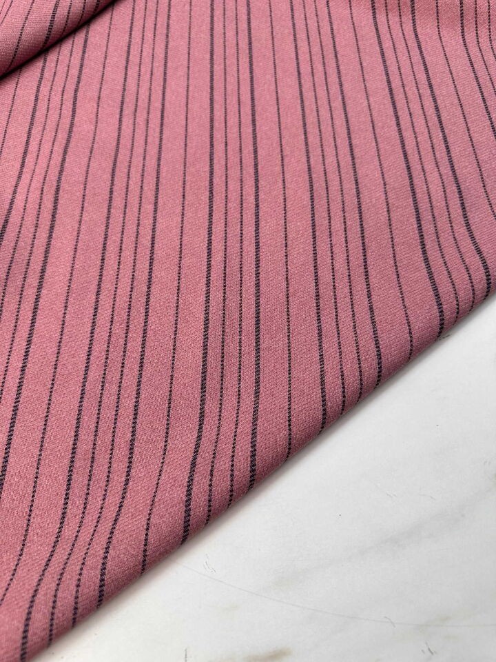 Çizgili Poliviskon Kumaş Kışlık Yumuşak Dökümlü