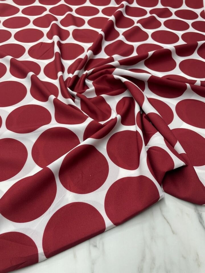 Büyük Puantiye Desen Elbiselik Gömleklik Krep Kumaş