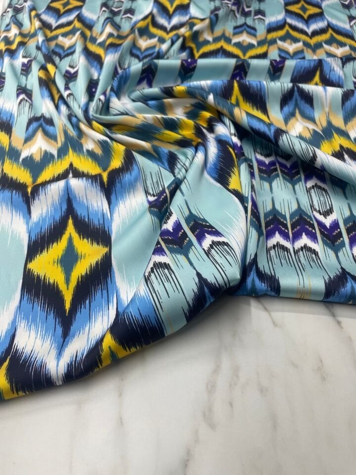 Urla Desen Elbiselik Gömleklik Tivil Saten Kumaş