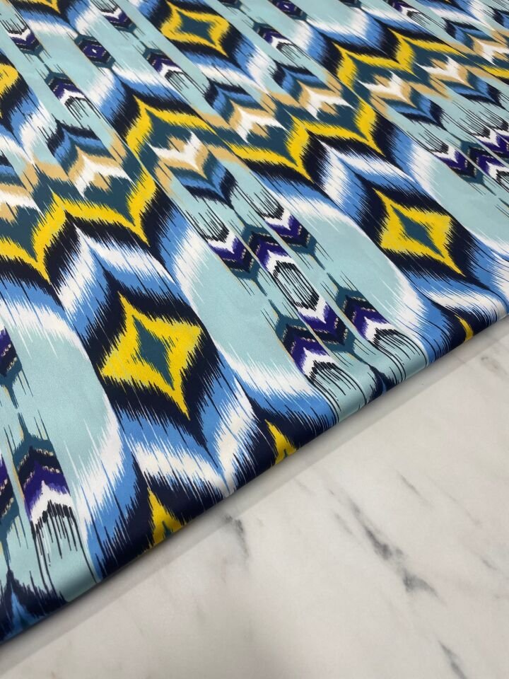 Urla Desen Elbiselik Gömleklik Tivil Saten Kumaş