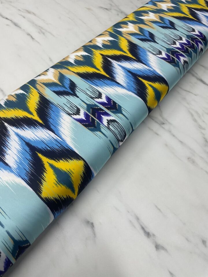 Urla Desen Elbiselik Gömleklik Tivil Saten Kumaş