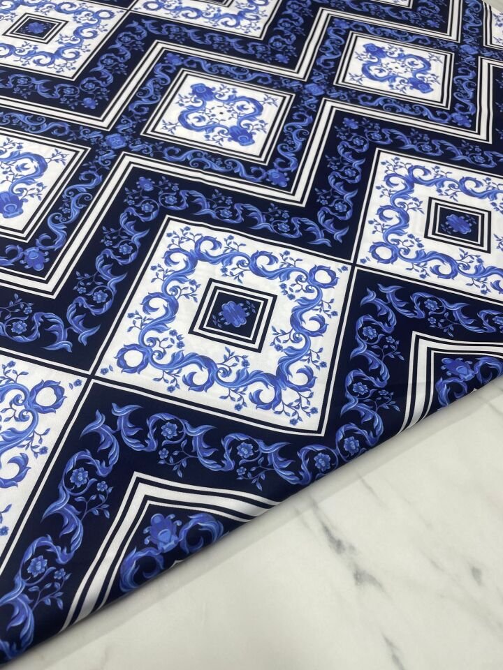 Mavi Nakış Desen Elbiselik Gömleklik Tivil Saten Kumaş