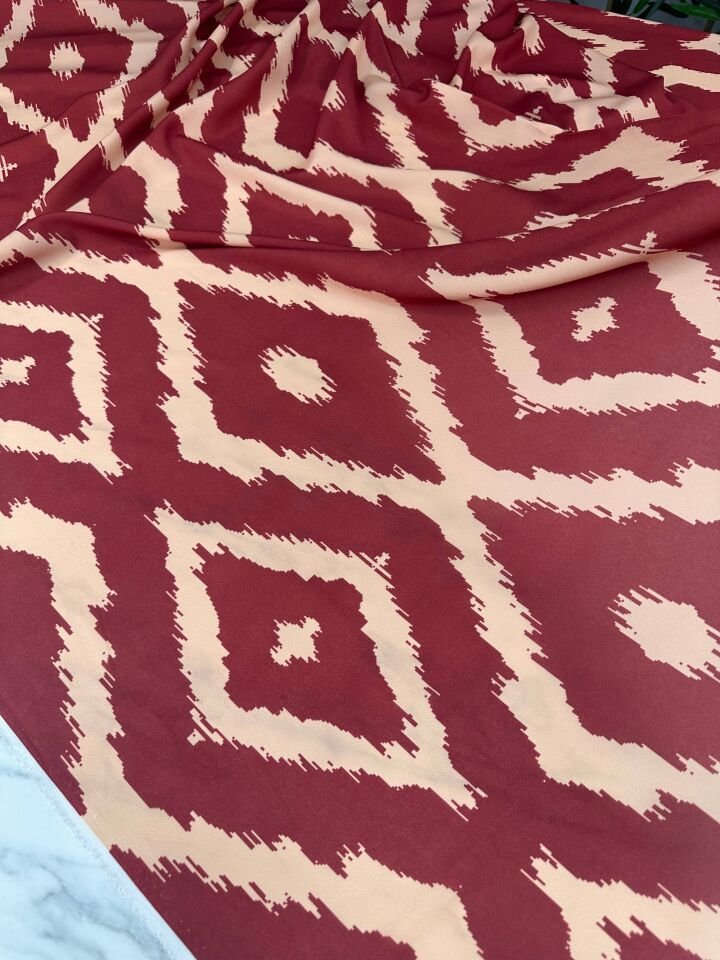 Bordo İkat Desen Elbiselik Gömleklik Krep Kumaş