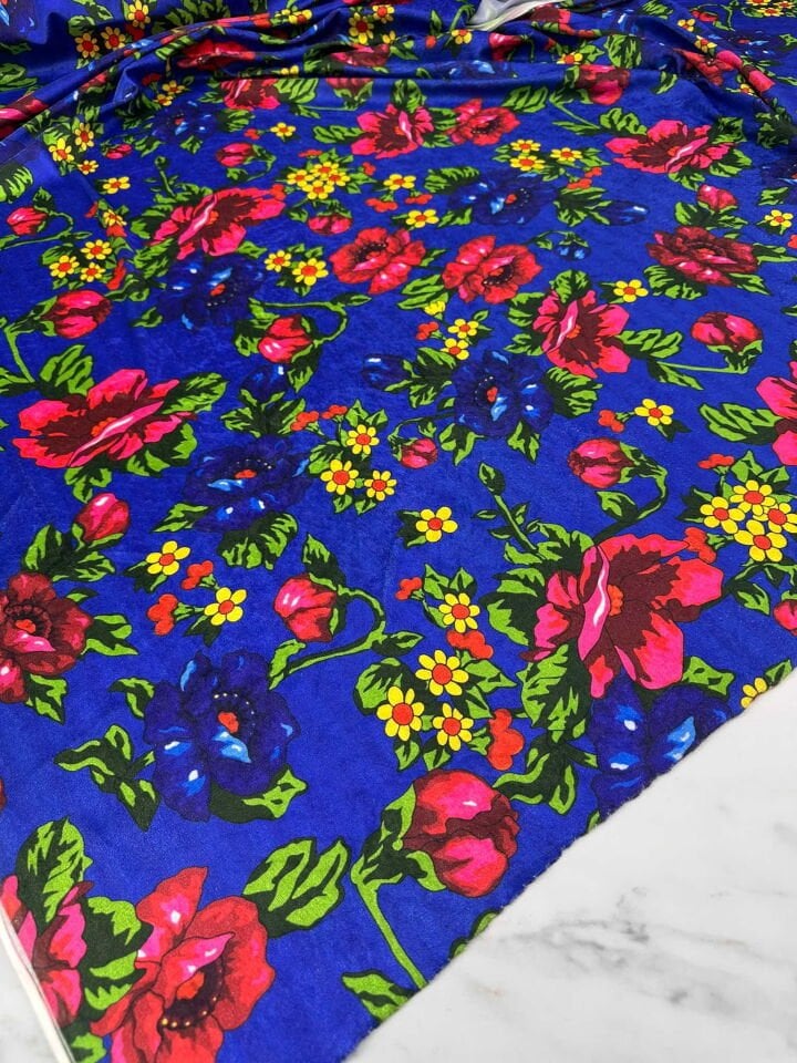 Desenli İnci İpek Kadife Likralı Yumuşak Dökümlü