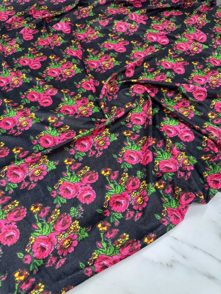 Desenli İnci İpek Kadife Likralı Yumuşak Dökümlü