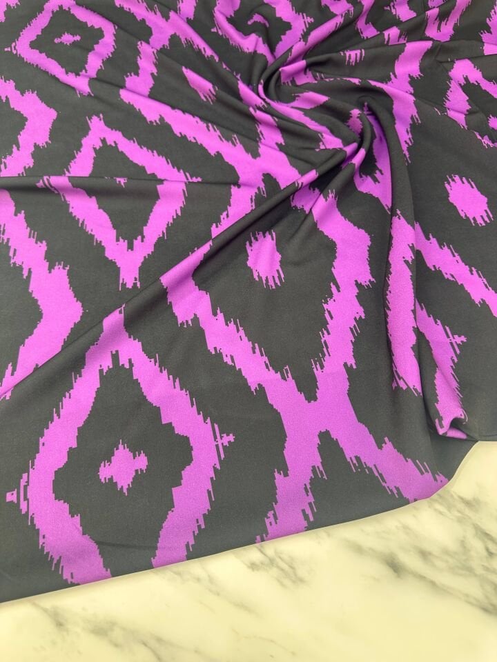 İkat Desen Elbiselik Gömleklik Krep Kumaş