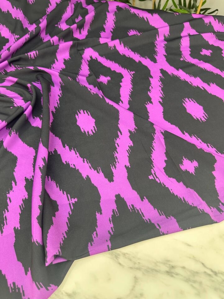 İkat Desen Elbiselik Gömleklik Krep Kumaş