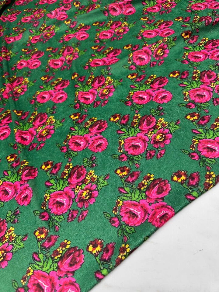 Desenli İnci İpek Kadife Likralı Yumuşak Dökümlü