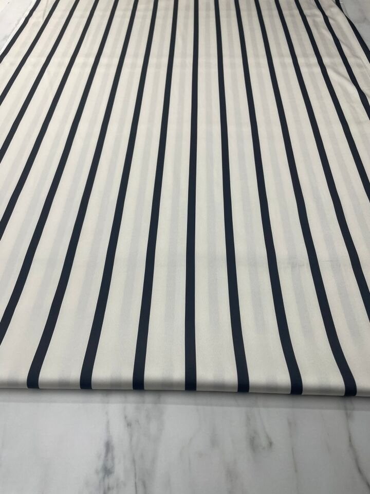 Siyah Çizgili Desen Elbiselik Gömleklik Tivil Saten Kumaş