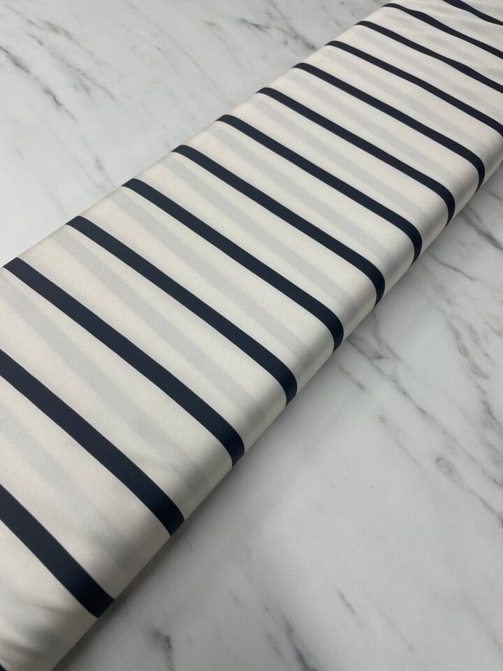 Siyah Çizgili Desen Elbiselik Gömleklik Tivil Saten Kumaş