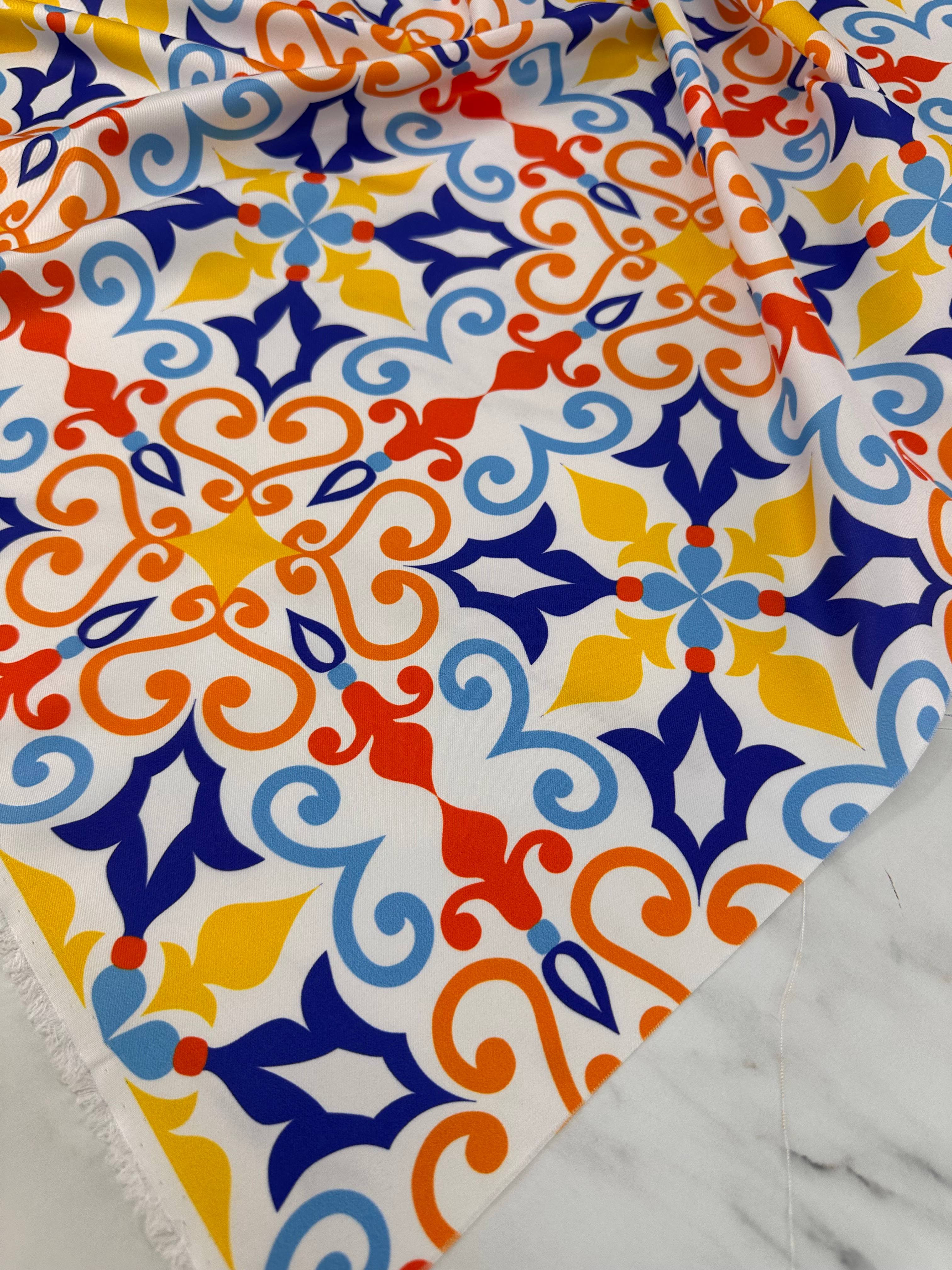 Nakış Desen Elbiselik Gömleklik Krep Kumaş