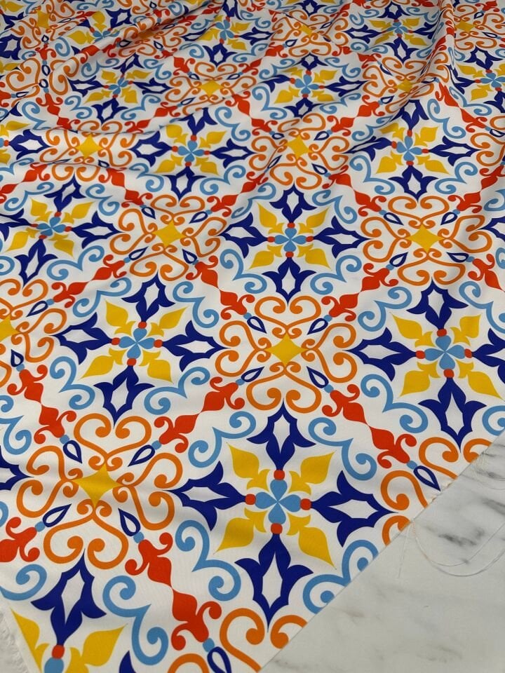 Nakış Desen Elbiselik Gömleklik Krep Kumaş