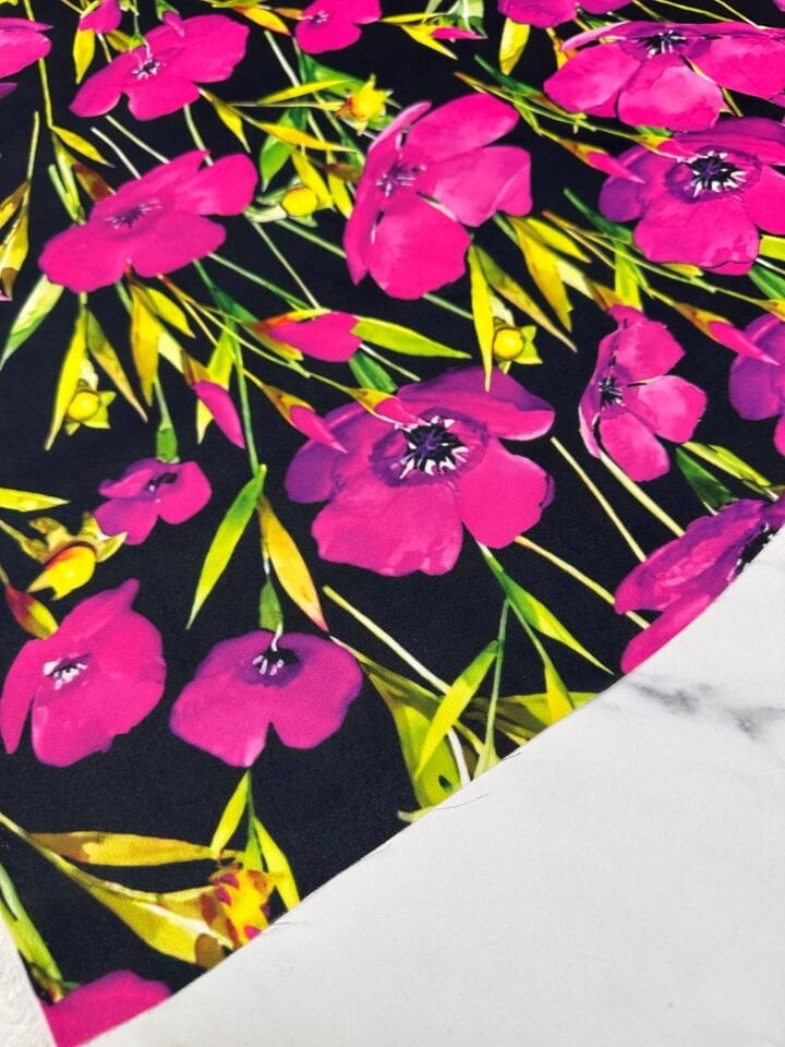 Çuha Çiçeği Desen Elbiselik Gömleklik Krep Kumaş