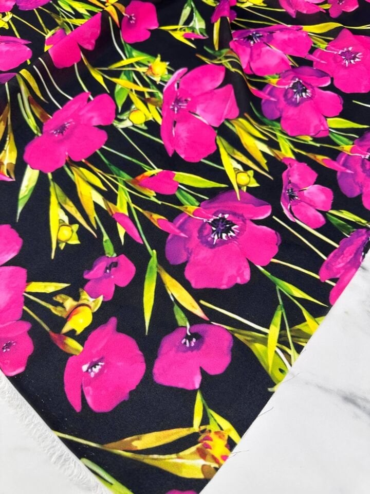 Çuha Çiçeği Desen Elbiselik Gömleklik Krep Kumaş