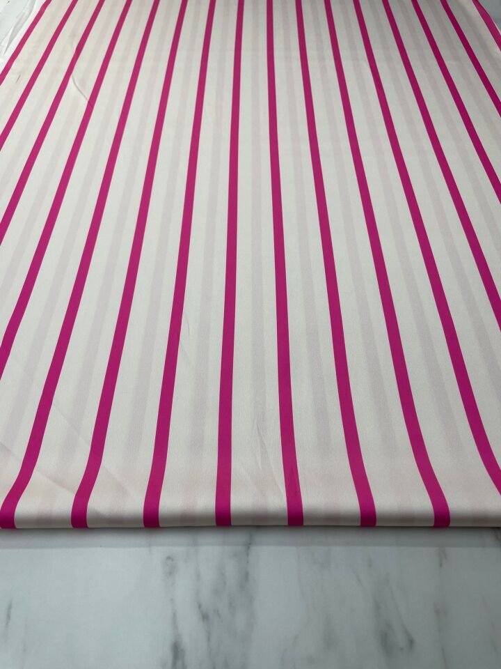 Fuşya Çizgili Desen Elbiselik Gömleklik Tivil Saten Kumaş