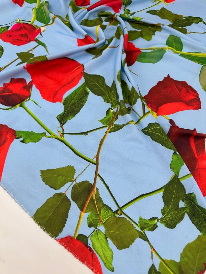 Gül Desen Elbiselik Gömleklik Krep Kumaş