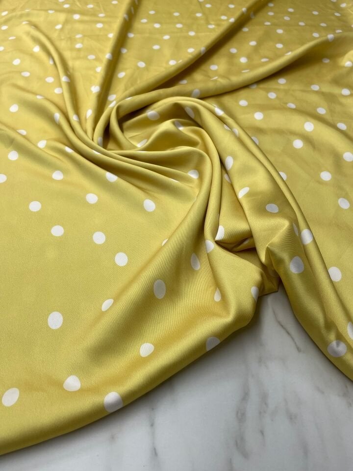 Sarı Noktalı Desen Elbiselik Gömleklik Tivil Saten Kumaş