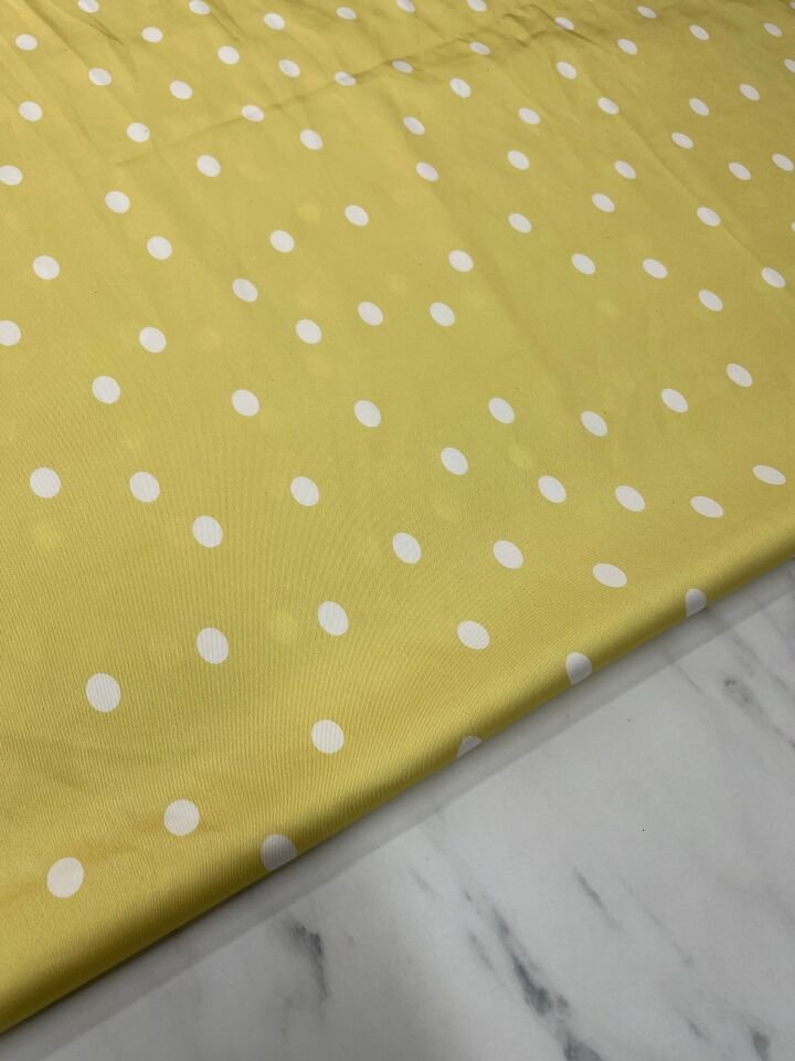 Sarı Noktalı Desen Elbiselik Gömleklik Tivil Saten Kumaş
