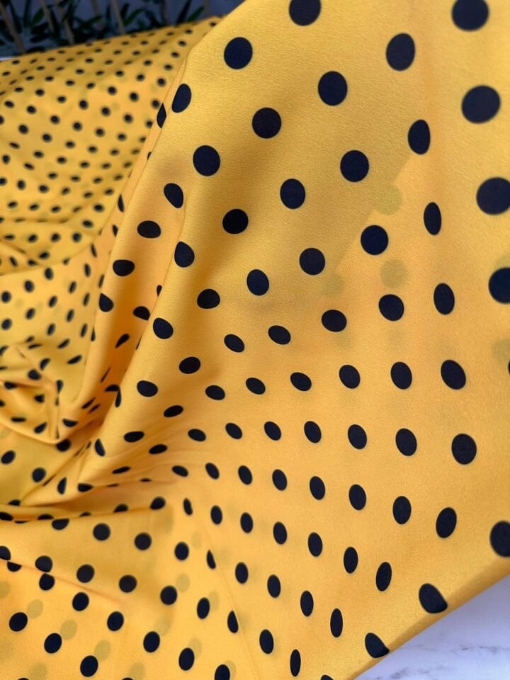 Sarı Puantiye Desen Elbiselik Gömleklik Krep Kumaş