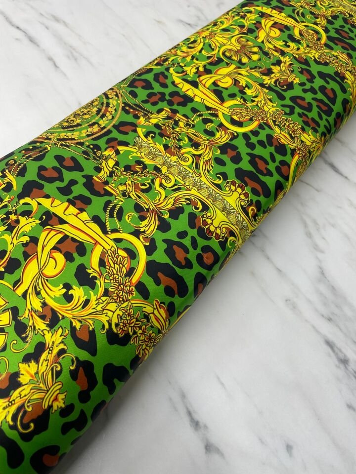 Verona Detaylı Yeşil Leopar Desen Elbiselik Gömleklik Tivil Saten Kumaş