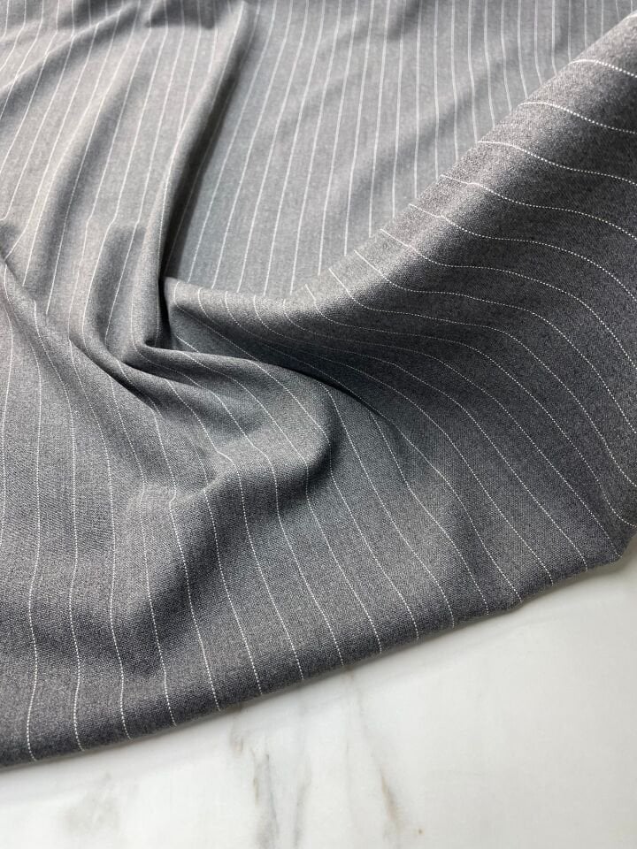 Açık Giri Çizgili Elbiselik Pantolonluk Poliviskon Kumaş