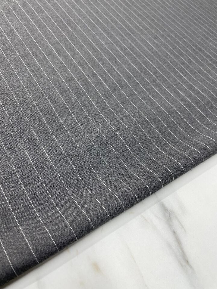 Açık Giri Çizgili Elbiselik Pantolonluk Poliviskon Kumaş