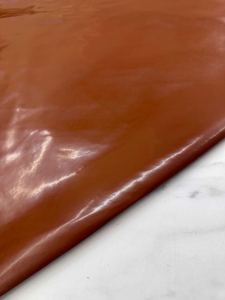 Taba Renk Rugen Parlak Deri Hafif Kalın