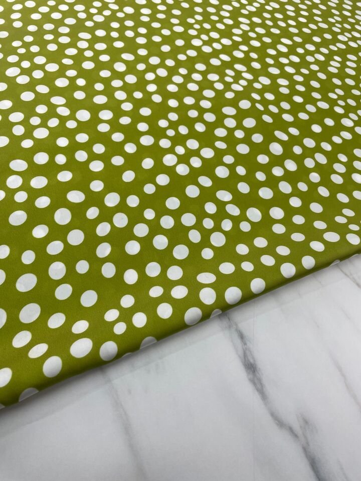 Yeşil Puantiye Desen Elbiselik Gömleklik Tivil Saten Kumaş