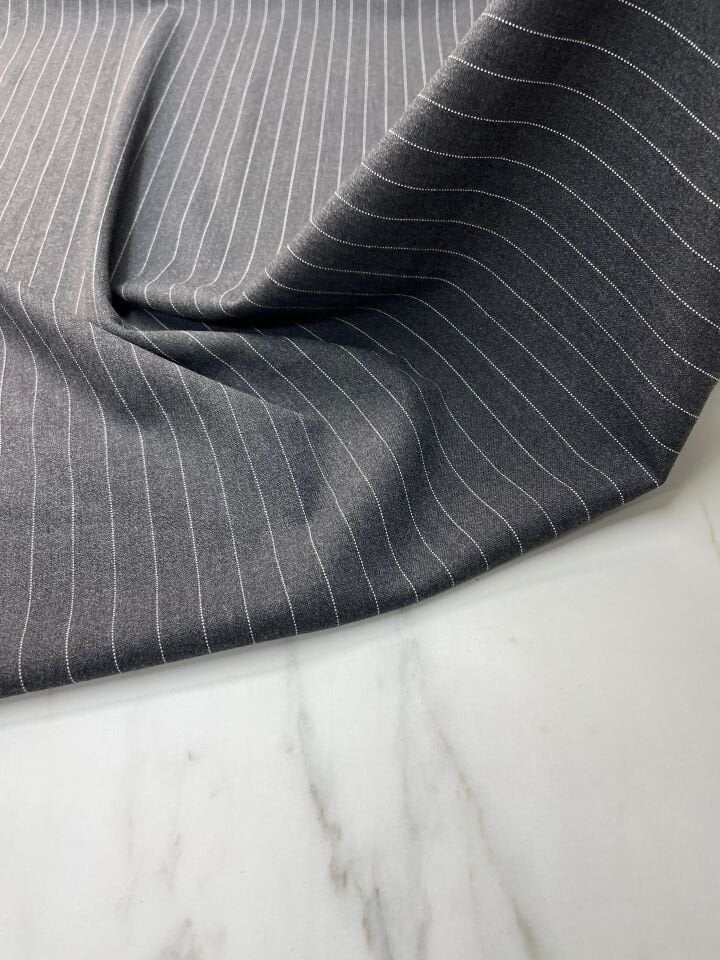 Gri Çizgili Elbiselik Pantolonluk  Poliviskon Kumaş
