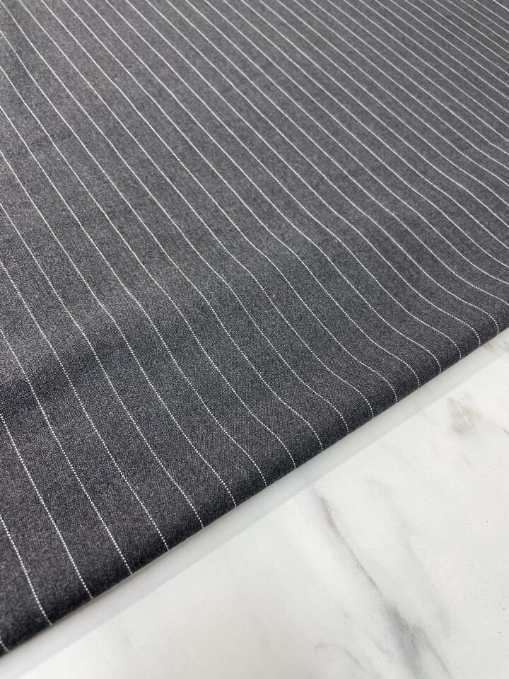 Gri Çizgili Elbiselik Pantolonluk  Poliviskon Kumaş